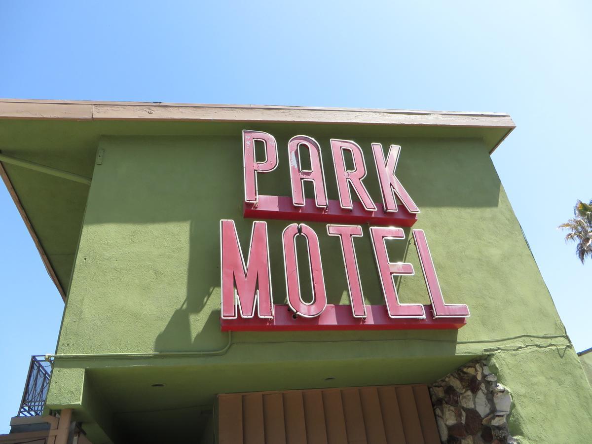 Park Motel Studio City Kültér fotó